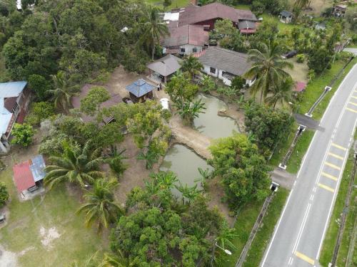 EmbunSari Serimenanti Homestay