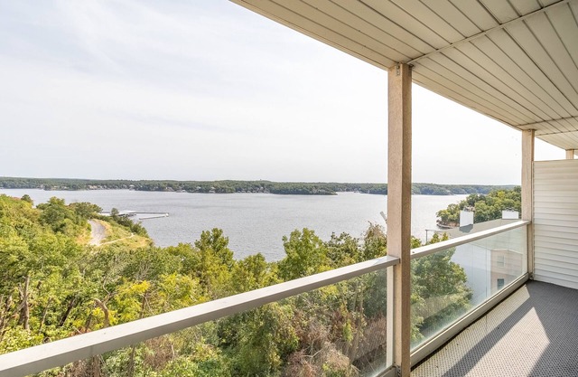 Emerald Bay Ozark 