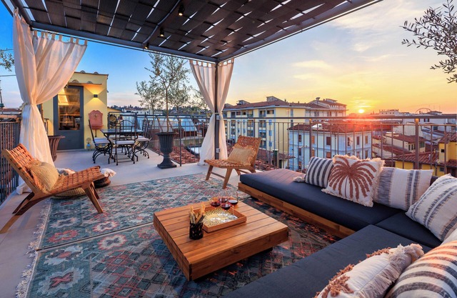 ENCHANTING PENTHOUSE 360° Panoramic View in the Heart of Florence.