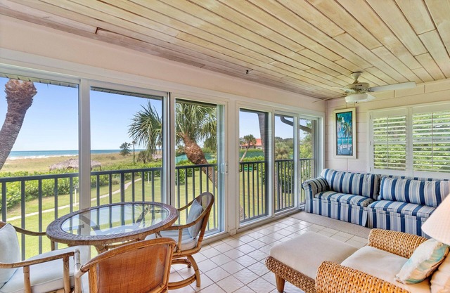 End-Unit Beach Villa w Stunning Views–Spacious 2BR Whitney Beach #336 by RVA