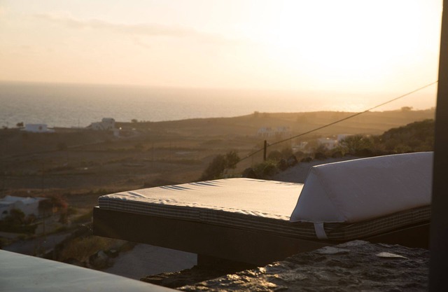 Endearing Santorini Suite | Thea Mare Suite | 1 Bedroom | Breathtaking Sea.