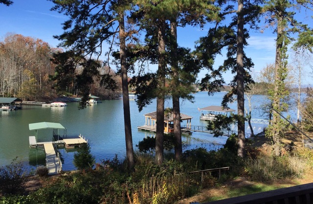 Enjoy Paradise on Lake Keoween