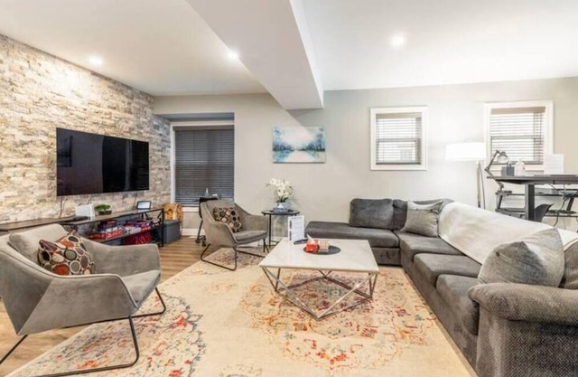Enjoy unique value and luxury for groups in downtown Windsor