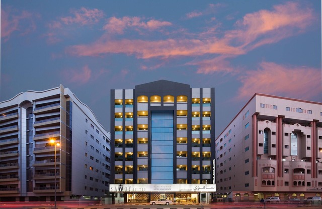 ENJOY YOUR LUXURIOUS RESIDENCE WITH THE COMFORTS OF A HOTEL