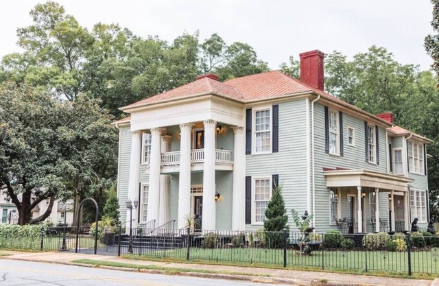Entire Complex | 4 Bedrooms | Events