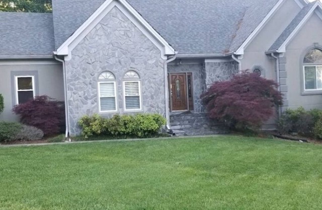 Entire house : West Atlanta Retreat