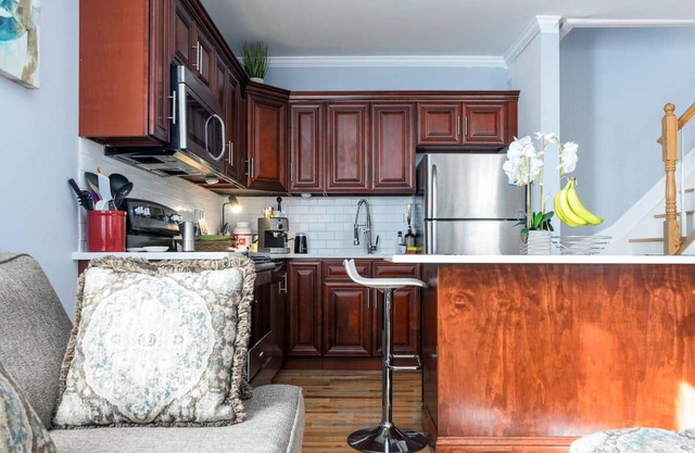 Entire Picturesque Duplex Home in NYC, Bronx