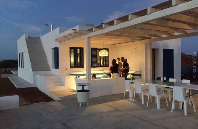 Luxury villa with swimming pool in the quietest and fresh area of the island