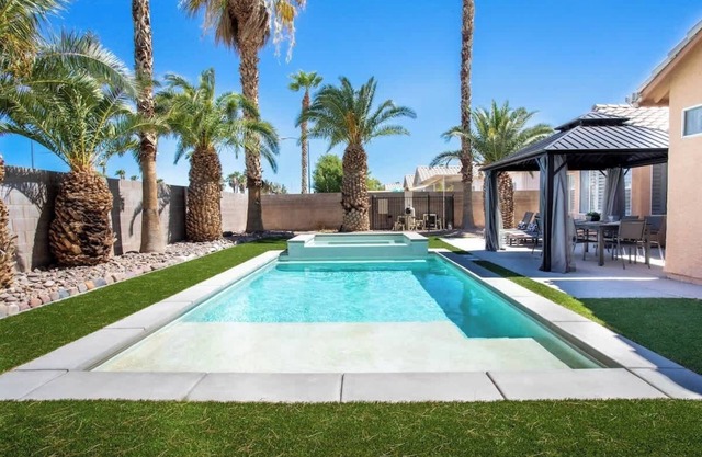 Escape the City in a Serene 5BR Home w/BNEW Pool
