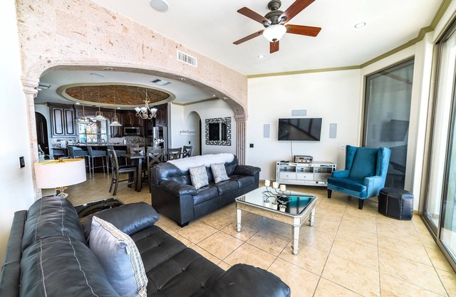 Esmeralda Beach Resort Bedrooms 