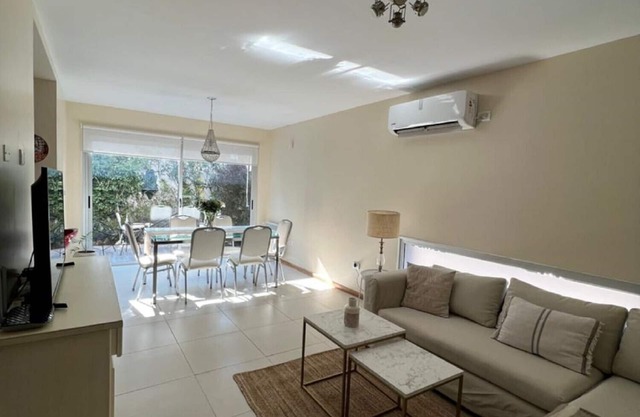 Espacioso duplex cerca del mall Palmares