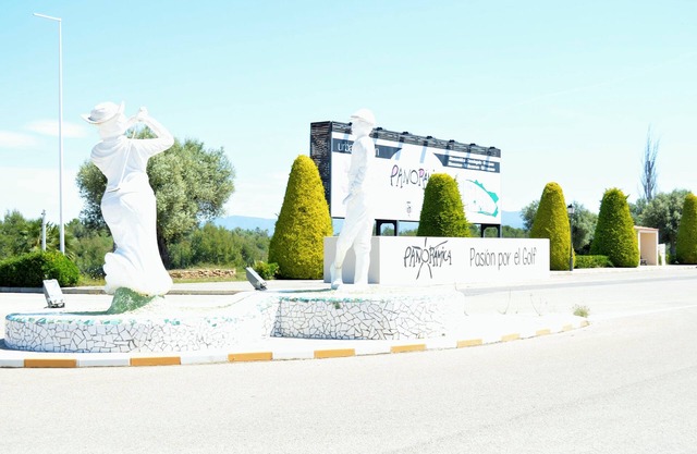 Espectacular Chalet Adosado Para Vacaciones en Panorámica Golf Sant Jordi