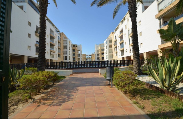 ESPIGÓN PONIENTE 7 - Two Bedroom Apartment, Sleeps 5