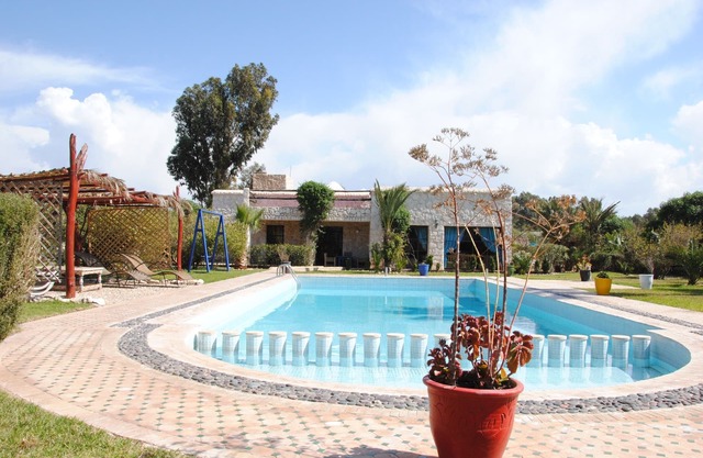 Essaouira villa with swimming pool, park. 8 km from the Medina.