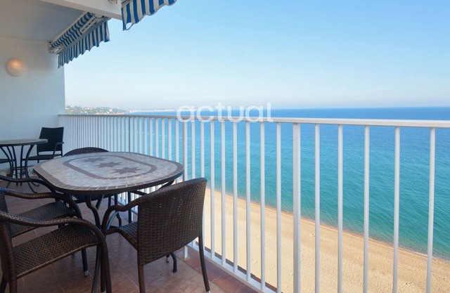 Europalace 84 Seafront apartment