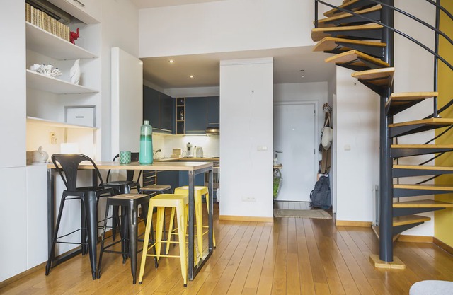 Europea Residences - Bright Duplex Residence - Brussels Bourse City Center