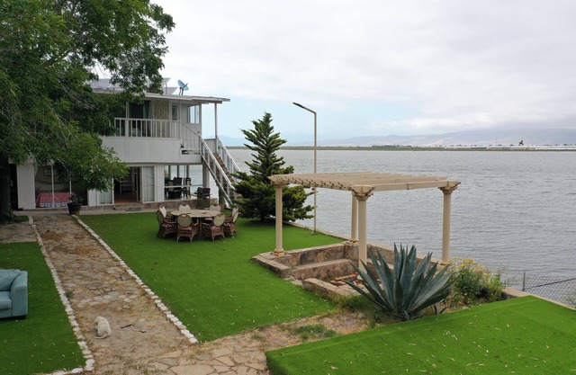 Event, Party, Family Gathering House