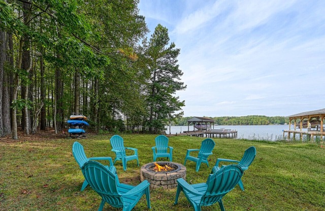 Evergreen Escape at Lake Anna