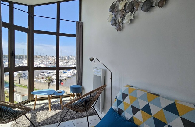 Exceptional view next to the Grande Plage with WIFI