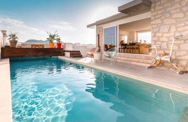Exceptional Villa – Les Pieds dans l’Eau in Saint-Mandrier-sur-Mer