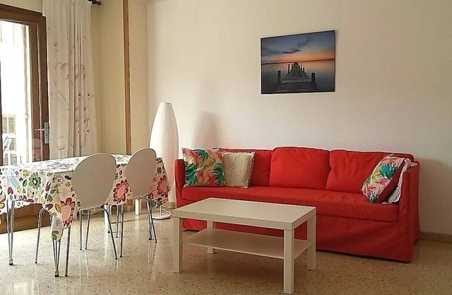 Exceptional location, 50m from the beach!