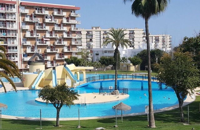 EXCLUSIVE APARTMENT IN BENALMADENA