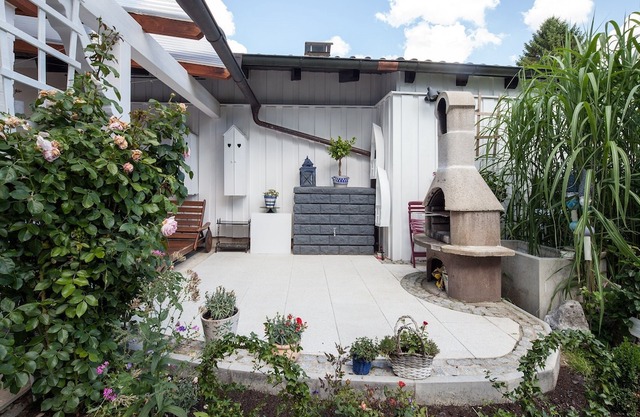Exclusive house with private garden, terrace and balcony - near Lake Starnberg
