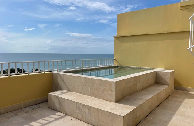 Exclusive Private pool and Beach Apartment in Puntarena