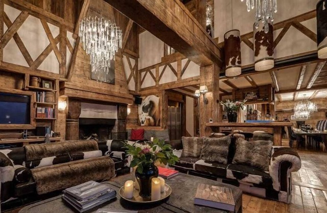 Exclusive Warmth Chalet with Extravagant Interiors