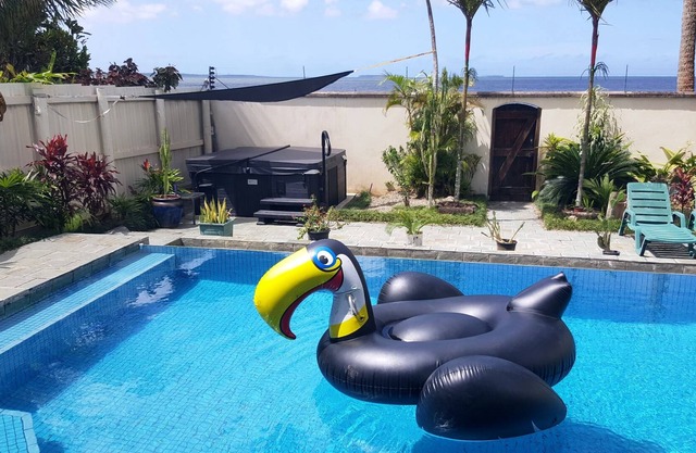 EXCUTIVE BEACHFRONT Spa Pool 3x Bedroom Ensuite Residence HOUSE