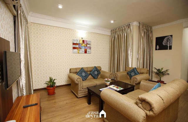 Exhilarating Jhamel 2BHK, Apartment by Casa Deyra