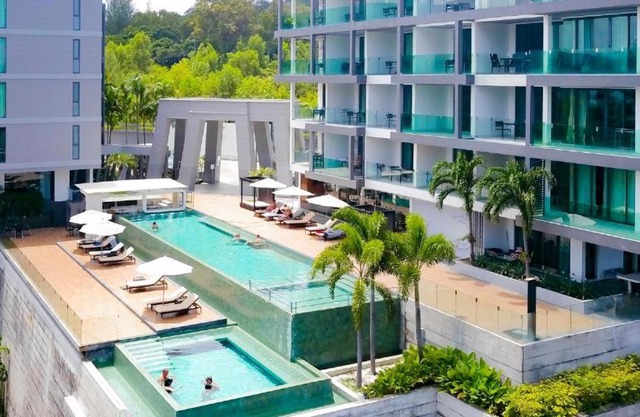 Exotic 4*Twin Sands Studio Apartment