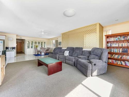 Explore Bribie Island from Spacious Adjacent Units