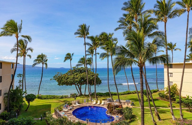 Exquisite Oceanfront Remodel ★ Top Floor, Corner Unit ★ Amazing Views!