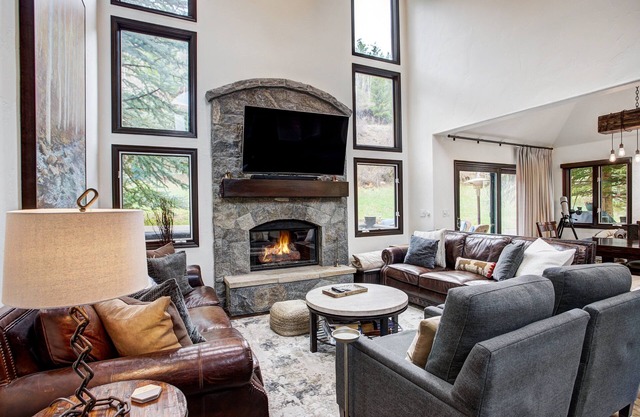 Exquisite, Private Mountain Home Retreat by RedAwning