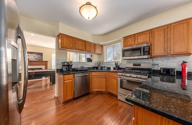 Extended Stay Naperville FHS Rental - Skylane Dr