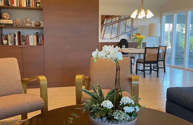 Extraordinary mid-century gem near Metro and embassies.