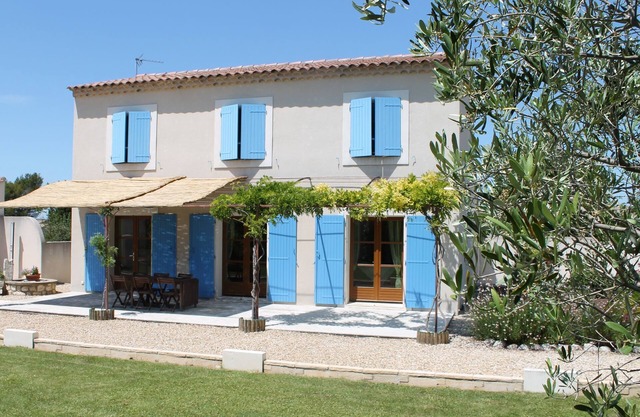 Eyragues: house/villa - Eyragues