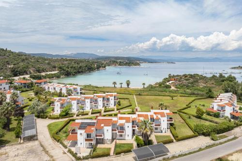 F & B Summer Collection - Sithonia - Family Maisonette