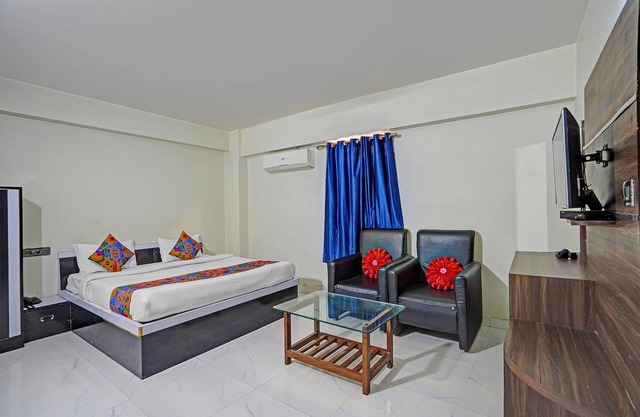 Fabhotel Aman