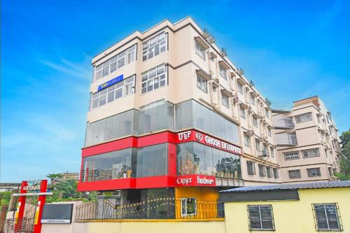 FabHotel BN Palace - Near Belgharia expressway
