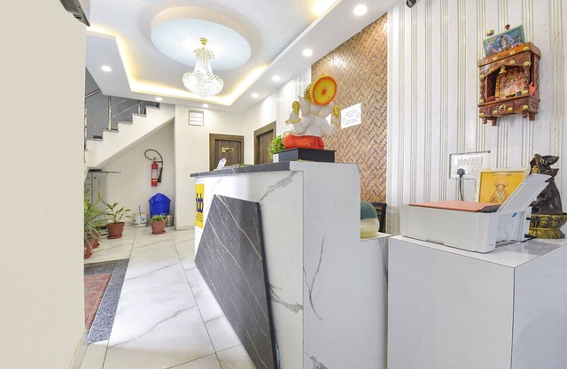 Fabhotel Dev Palace