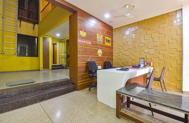 Fabhotel Rb Residency