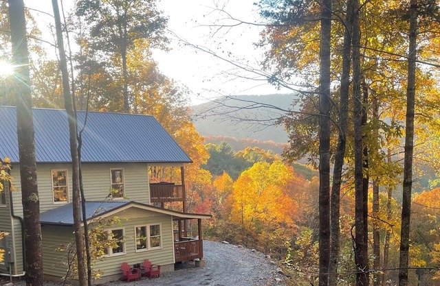 Fabulous Fall Foliage - Sunsets with Mountain Views