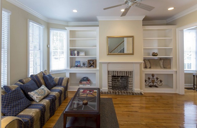 Fabulous Victorian/Walk 2 Forsyth/Offstreet Parking/Relaxed Cancellation Policy