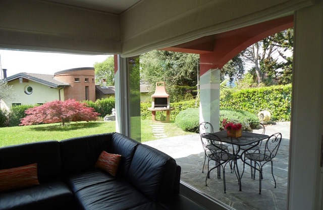 Fabulous Villa in Barasso near Lake