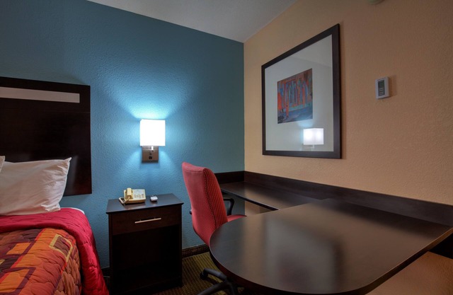 Fair View Inn & Suites