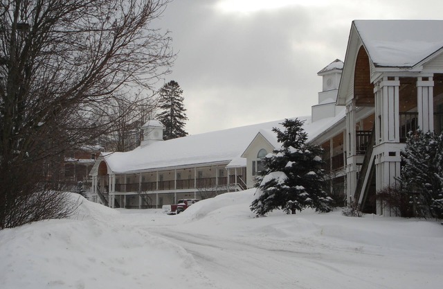 Fairbanks Inn