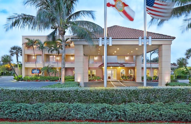 Fairfield Inn And Suites By Marriott Palm Beach