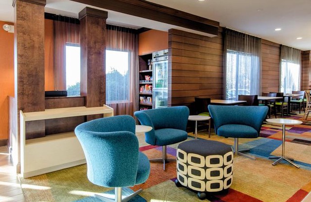 Fairfield Inn and Suites by Marriott Potomac Mills Woodbridge